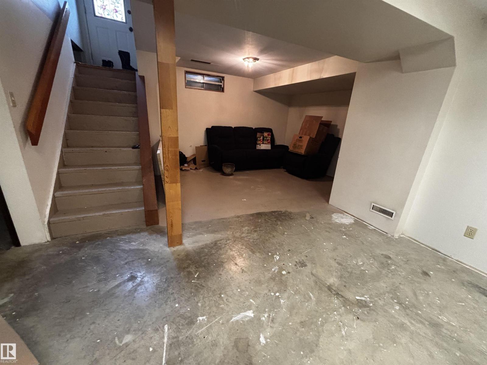 65 LAMARTINE CR, St. Albert