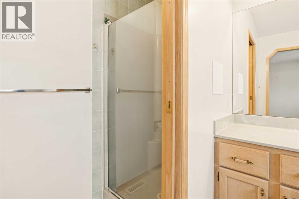 Single Family House for Sale in  Catalina Boulevard NE Monterey Park Calgary 