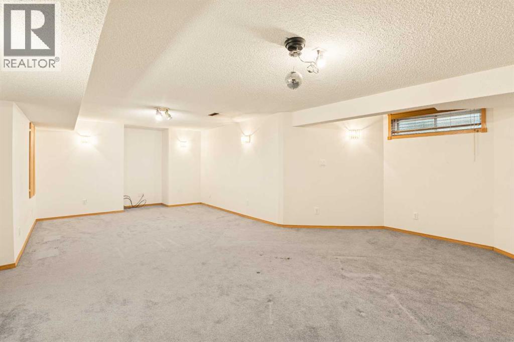 Single Family House for Sale in  Catalina Boulevard NE Monterey Park Calgary 