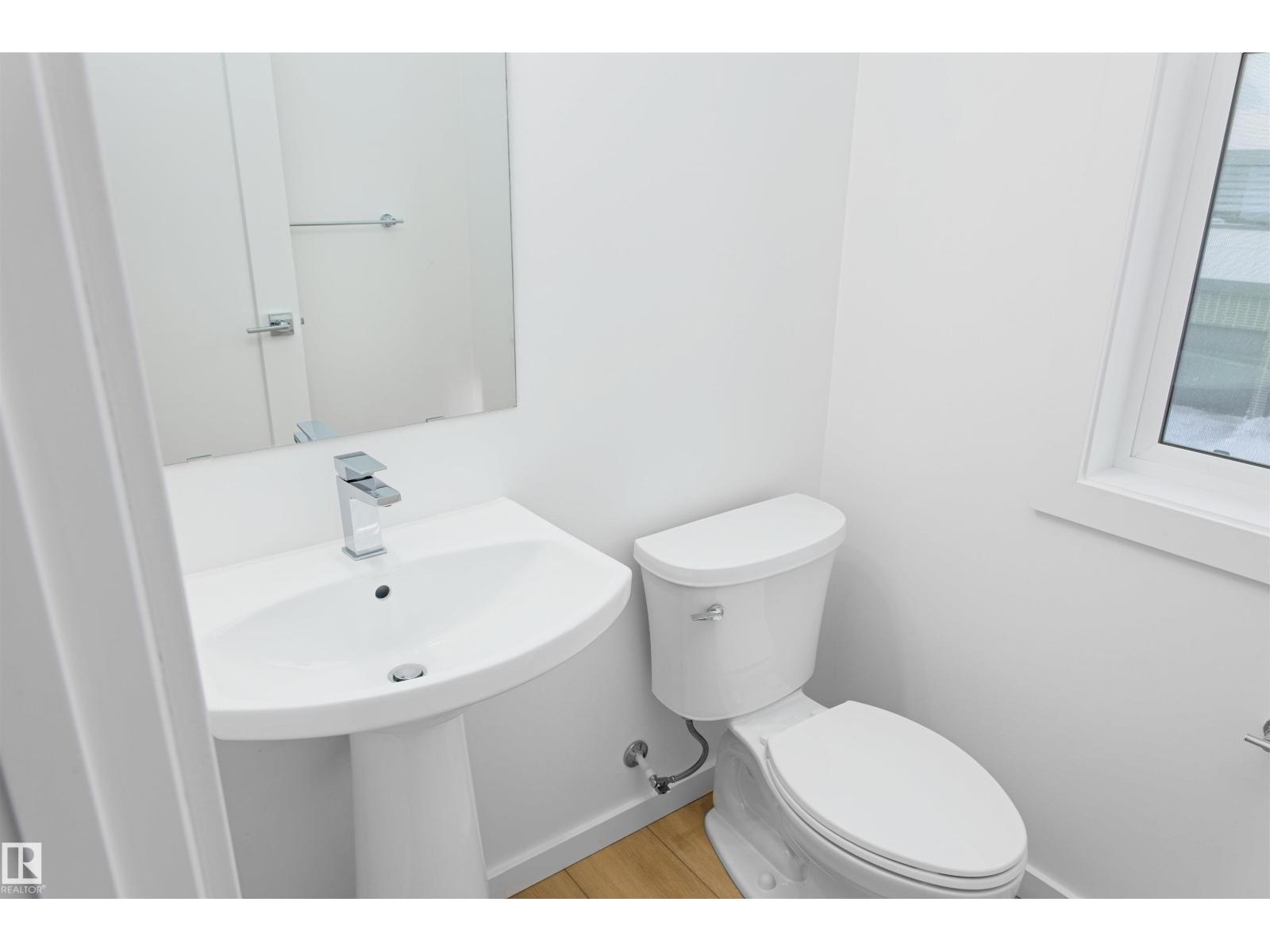 #4 5 RONDEAU DR, St. Albert