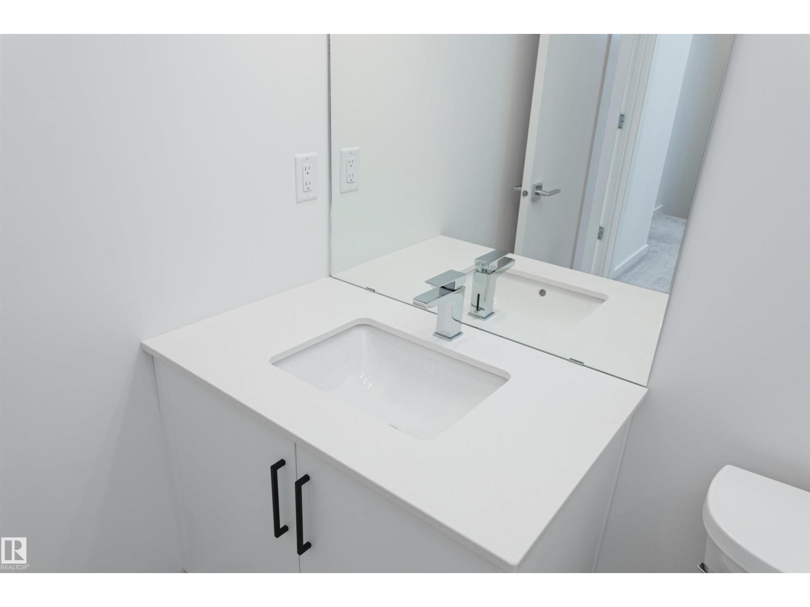 #4 5 RONDEAU DR, St. Albert