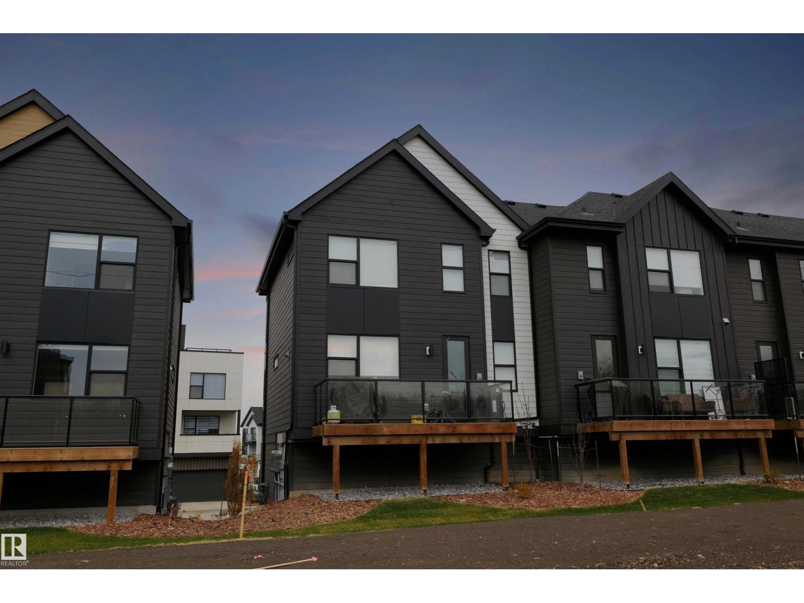 #4 5 RONDEAU DR, St. Albert