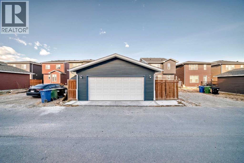 Single Family House for Sale in  Redstone Drive NE Redstone Calgary 