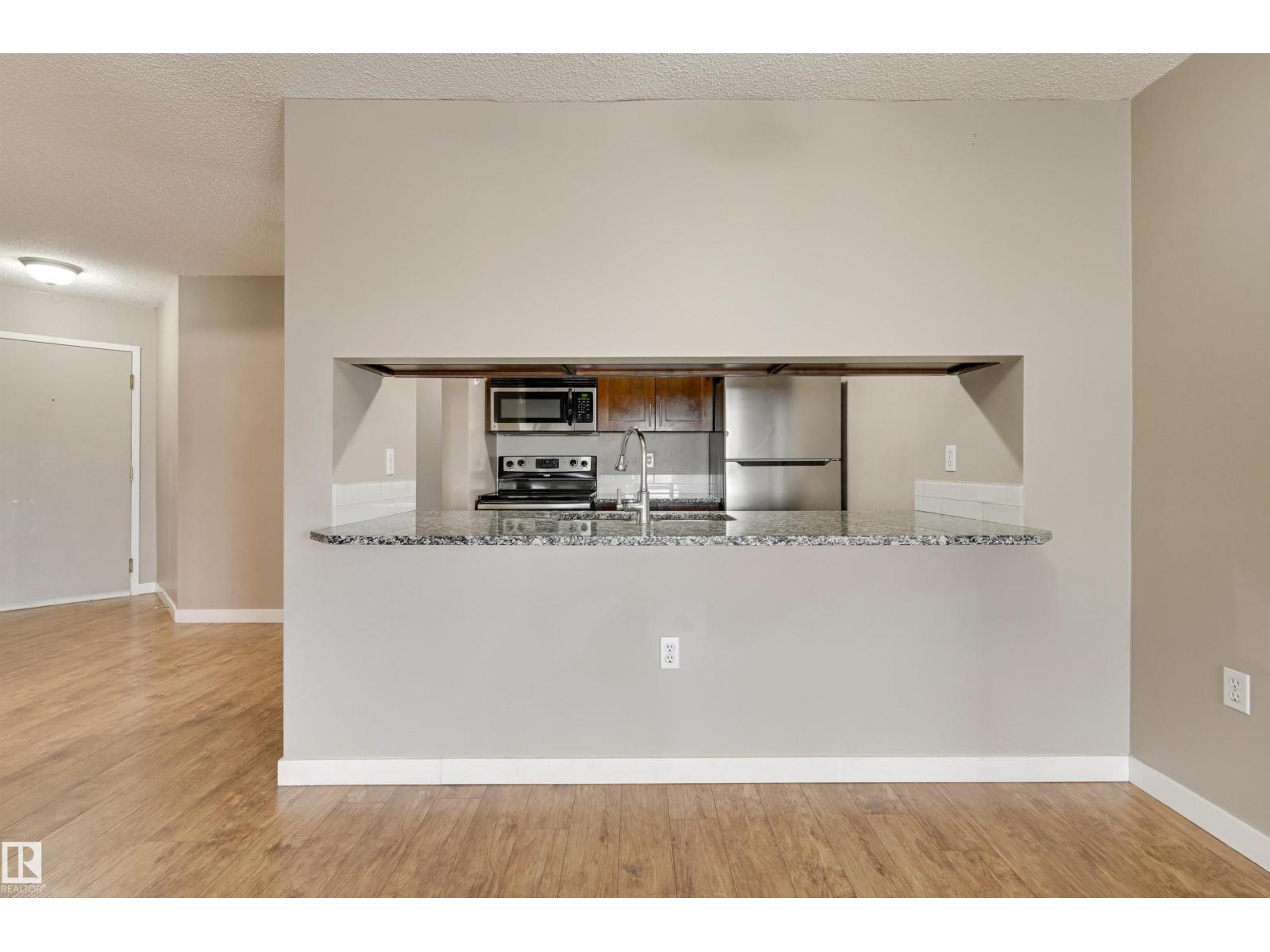 #302 9620 174 ST NW, Edmonton