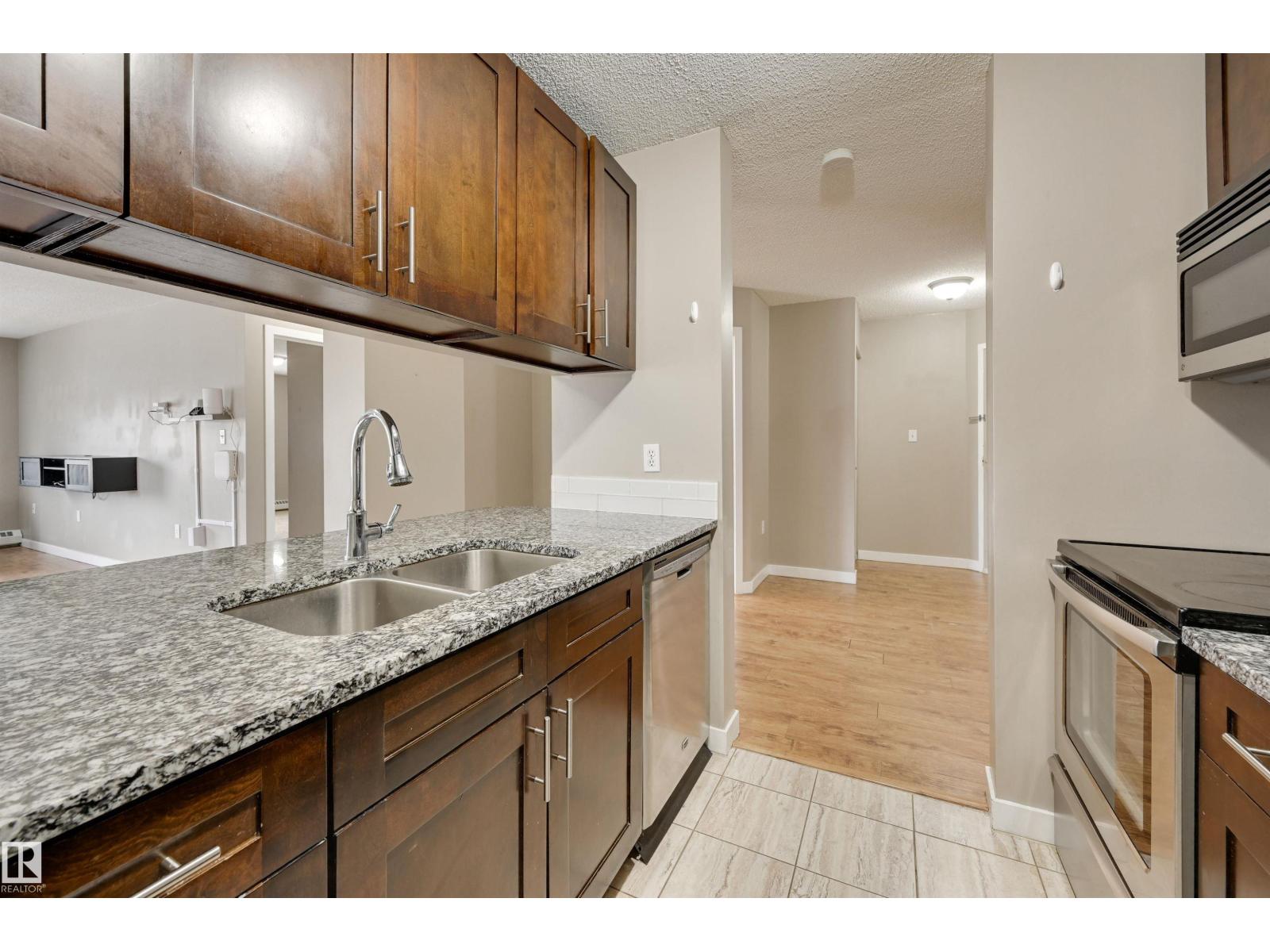 #302 9620 174 ST NW, Edmonton