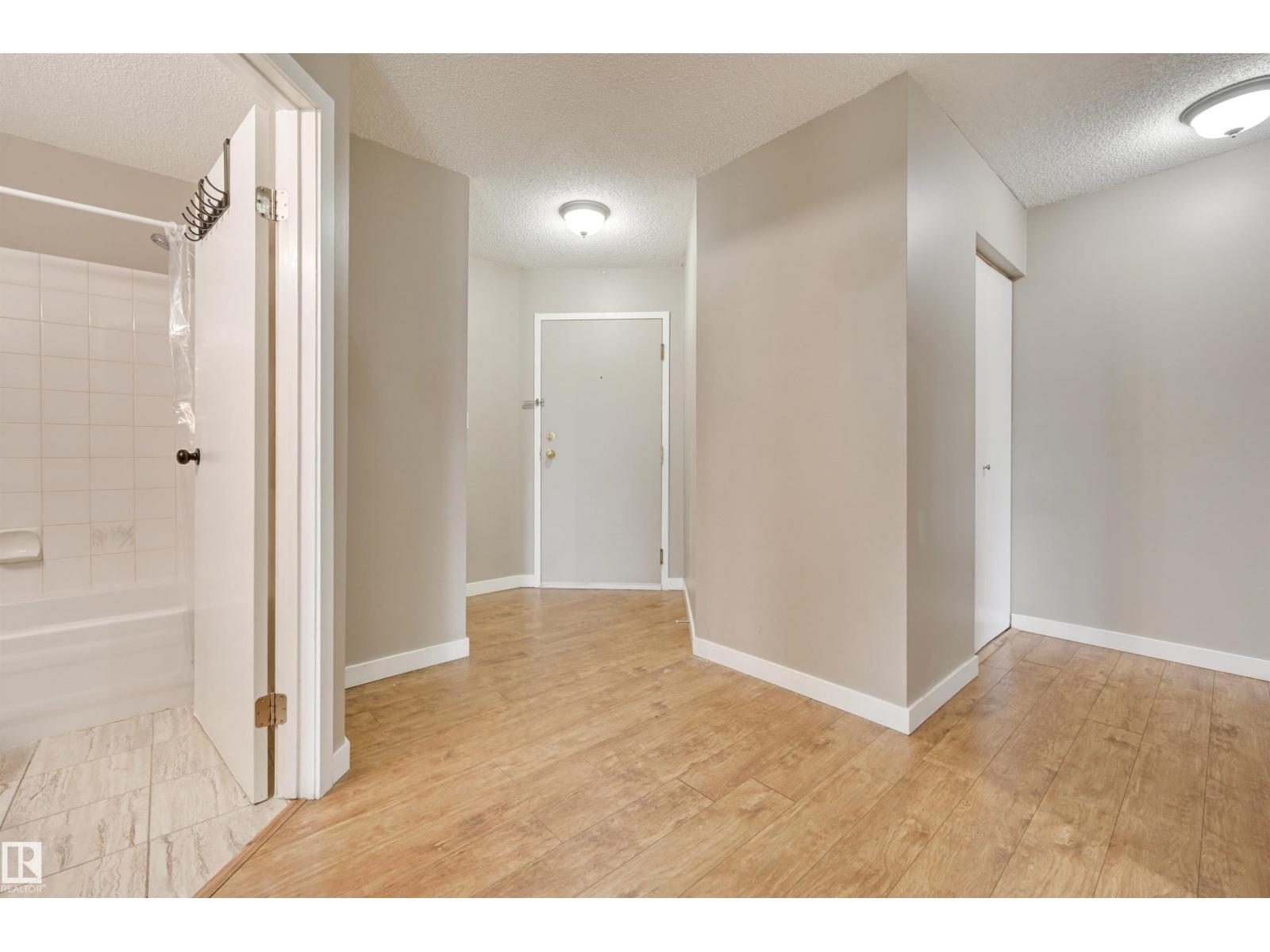 #302 9620 174 ST NW, Edmonton