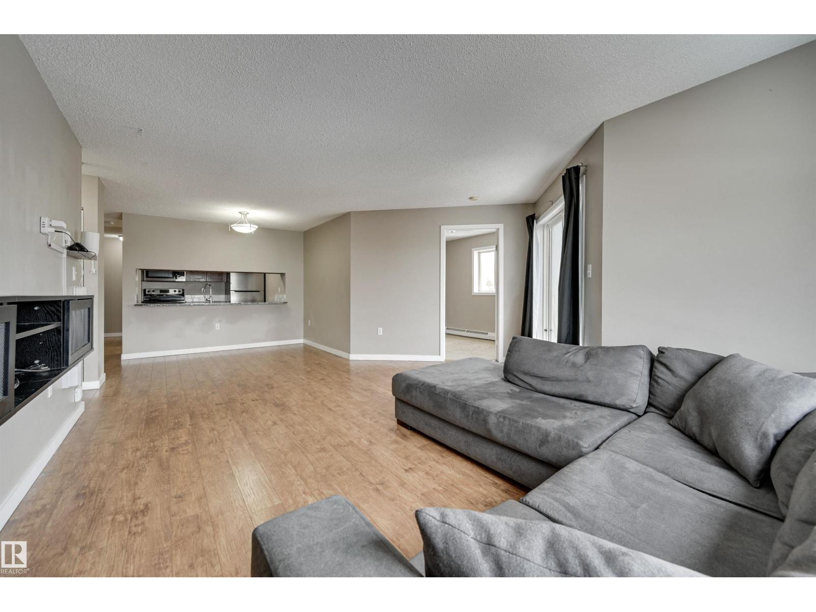 #302 9620 174 ST NW, Edmonton