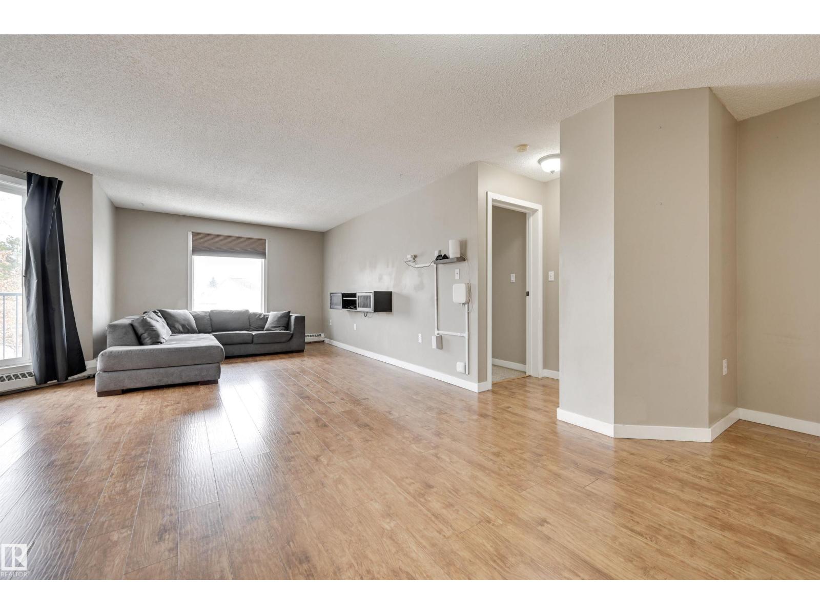 #302 9620 174 ST NW, Edmonton