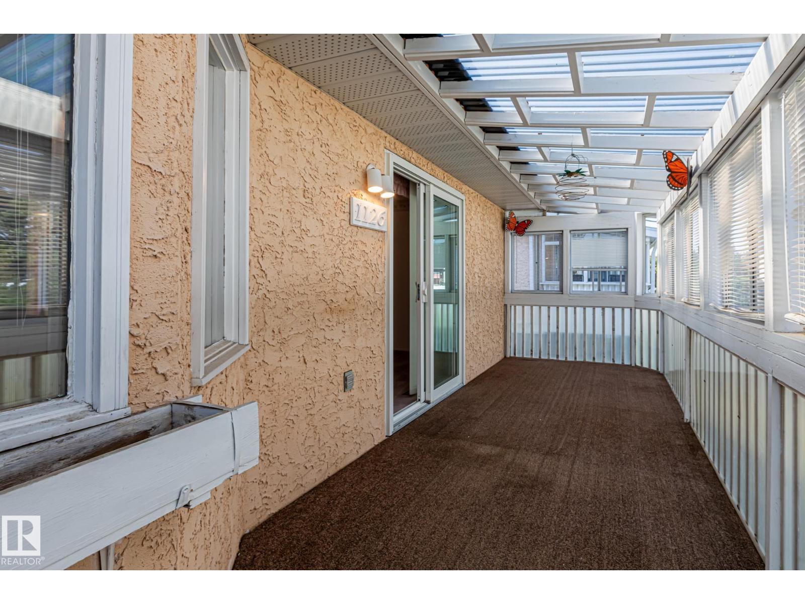 1126 105 ST NW, Edmonton