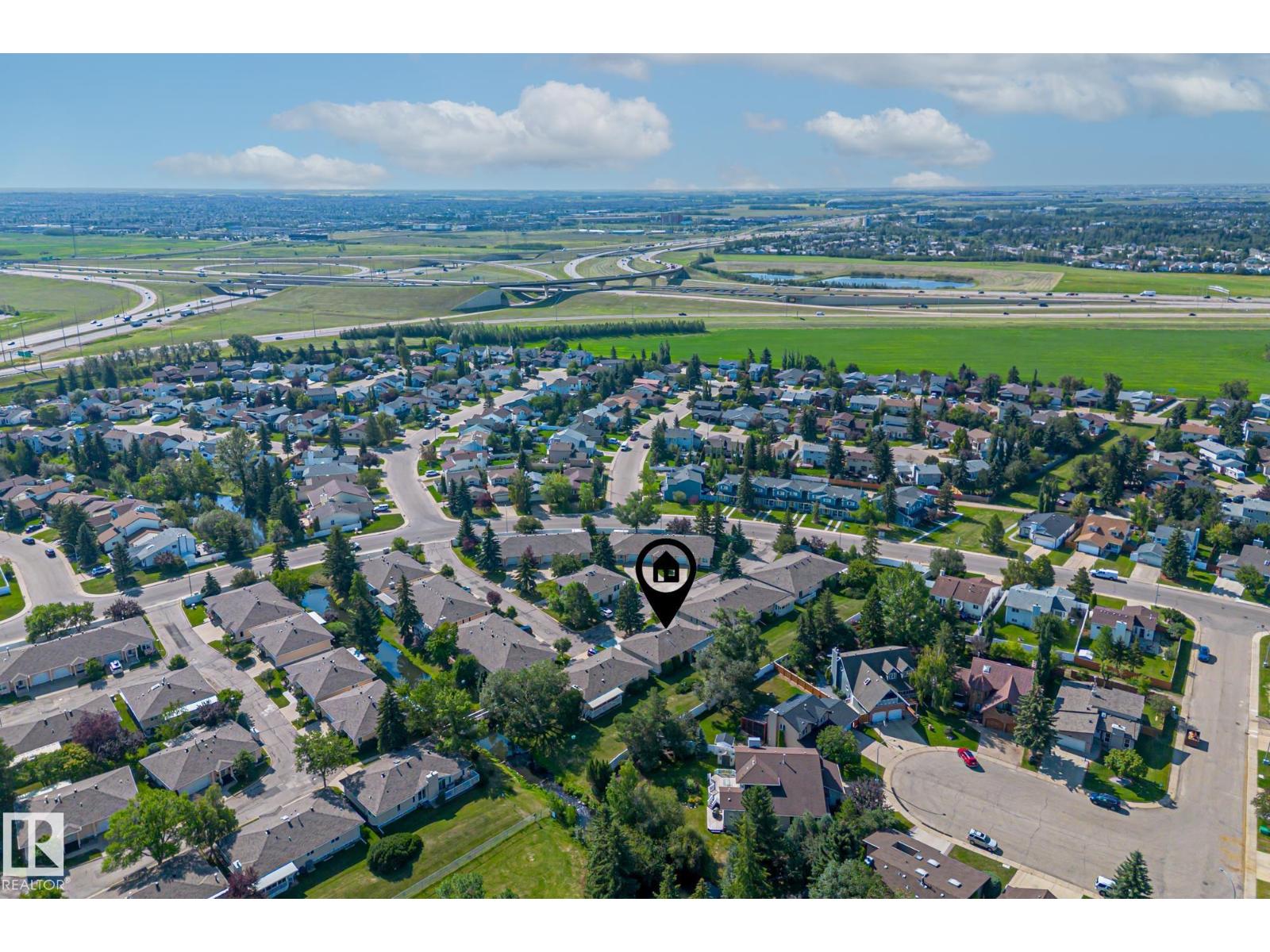 1126 105 ST NW, Edmonton