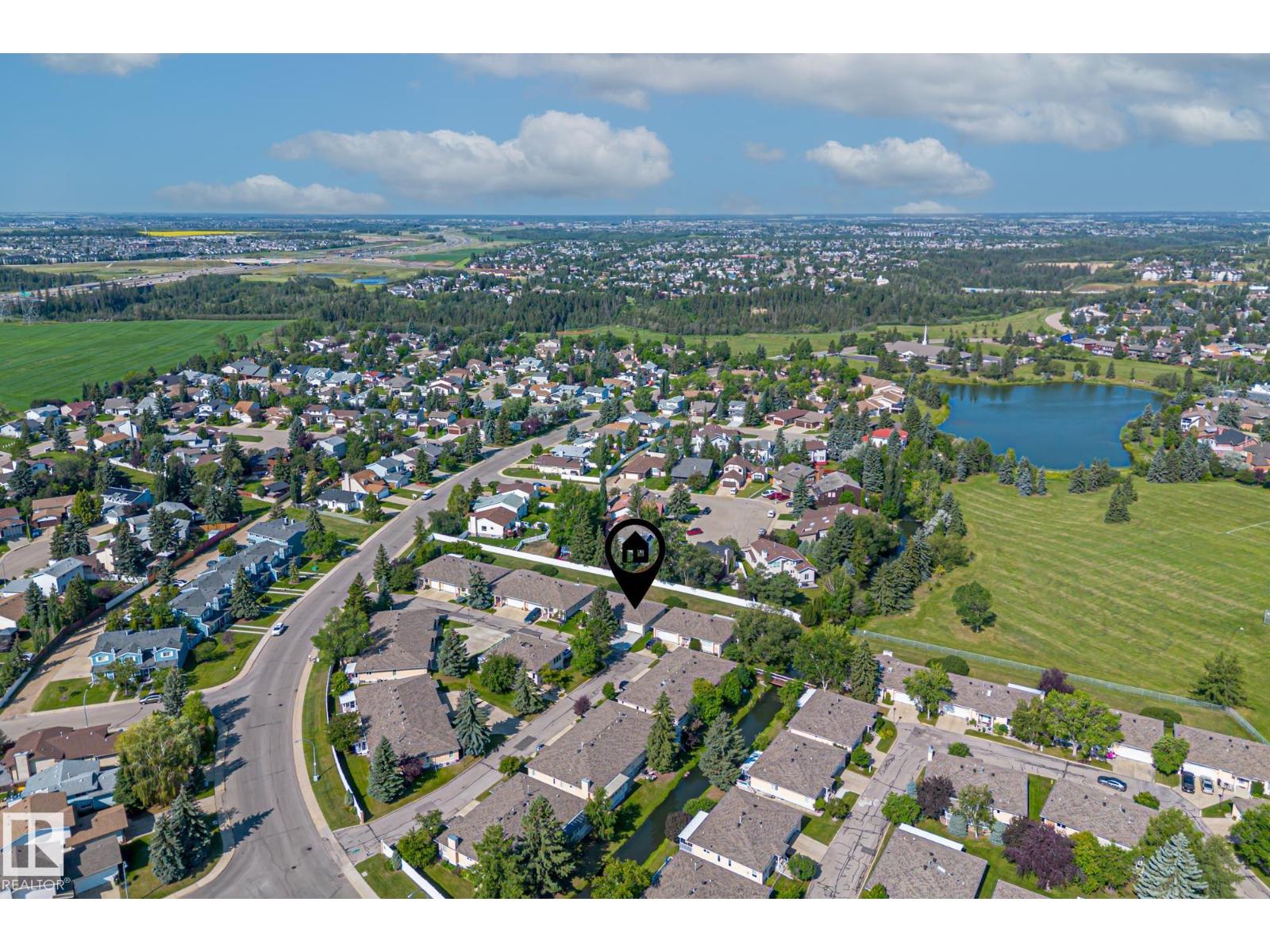 1126 105 ST NW, Edmonton