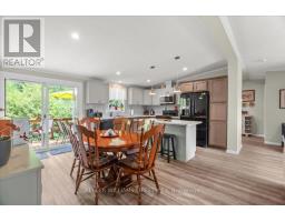 13 Kellestine Drive, Strathroy Caradoc, ON N7G0C5 Photo 11