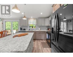 13 Kellestine Drive, Strathroy Caradoc, ON N7G0C5 Photo 9