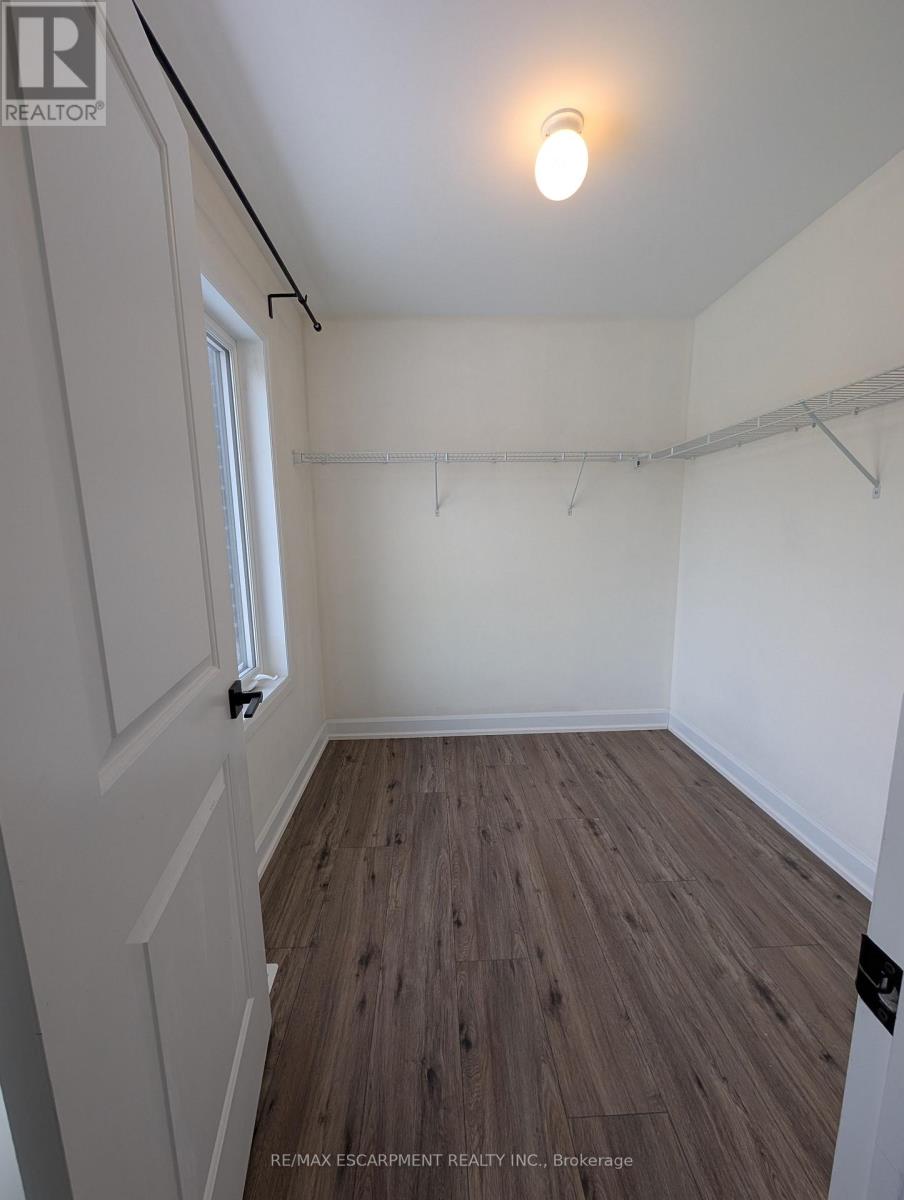 Single Family House for Sale in  SOUTHAM LANE Hamilton (Mountview) 