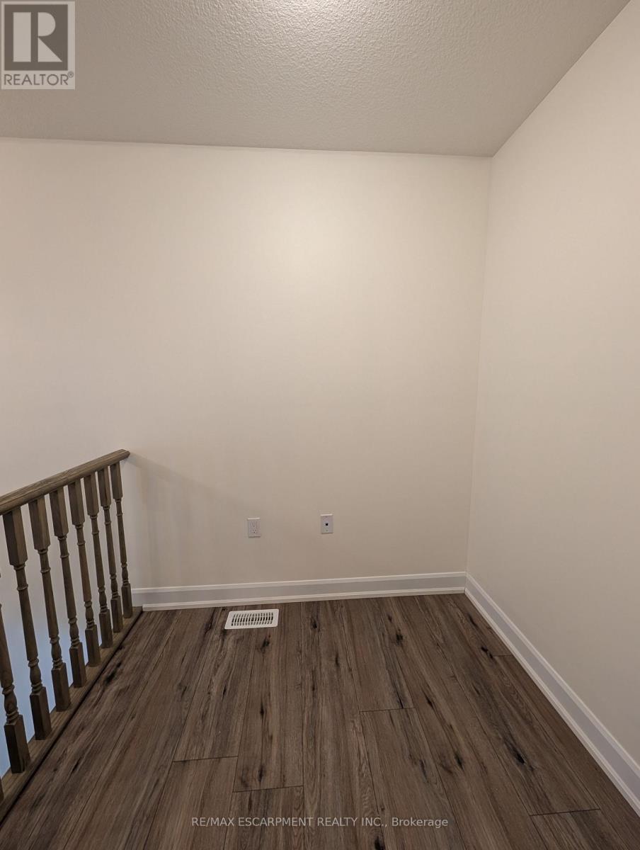 Single Family House for Sale in  SOUTHAM LANE Hamilton (Mountview) 