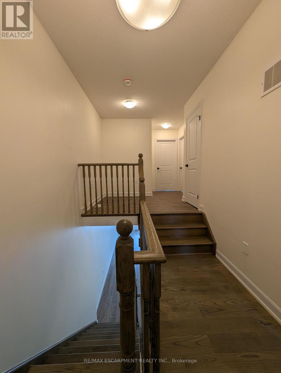 Single Family House for Sale in  SOUTHAM LANE Hamilton (Mountview) 