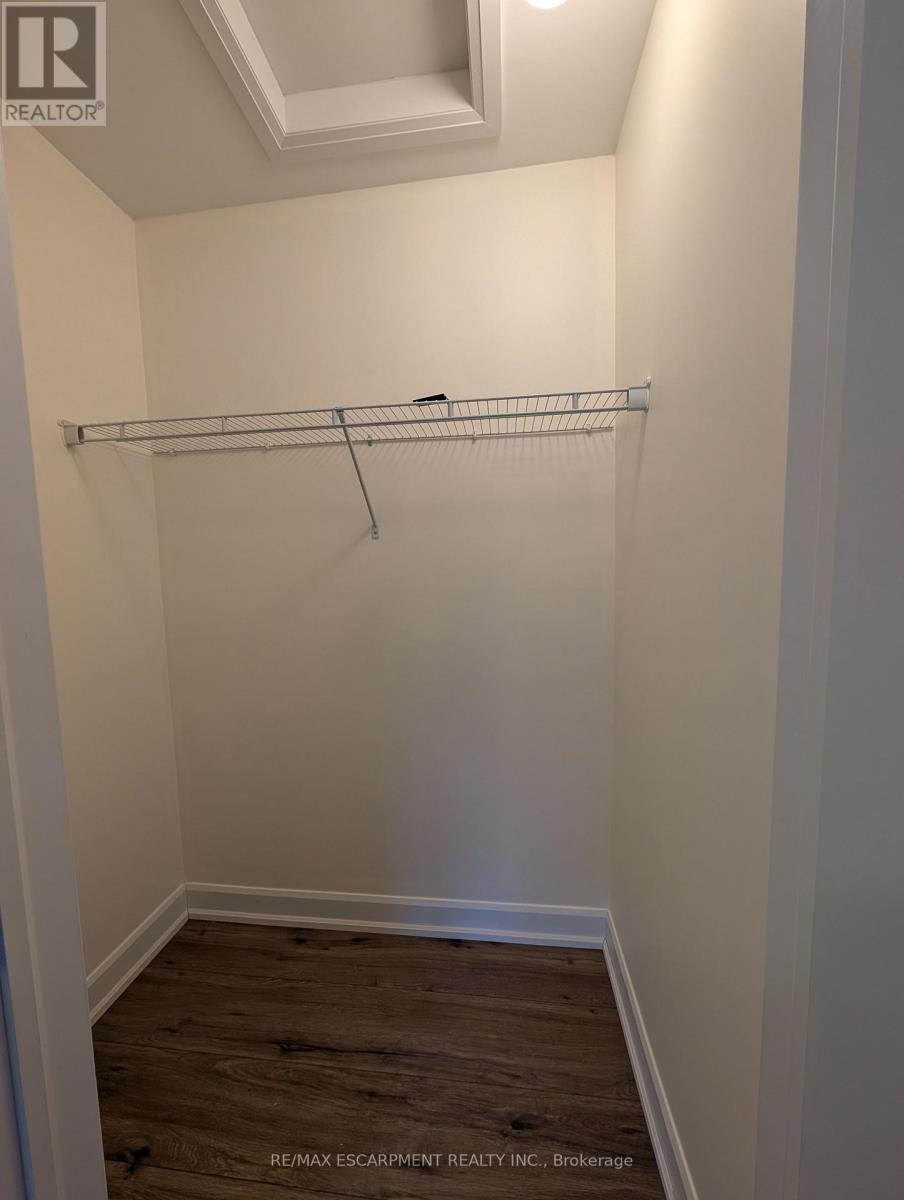 Single Family House for Sale in  SOUTHAM LANE Hamilton (Mountview) 