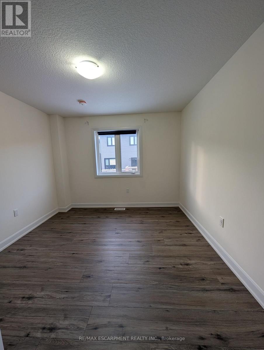 Single Family House for Sale in  SOUTHAM LANE Hamilton (Mountview) 