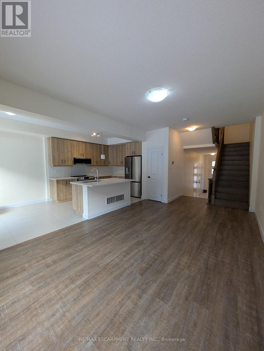 Single Family House for Sale in  SOUTHAM LANE Hamilton (Mountview) 