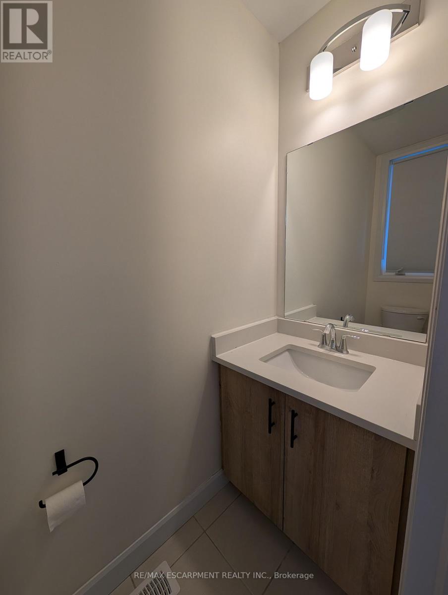 Single Family House for Sale in  SOUTHAM LANE Hamilton (Mountview) 