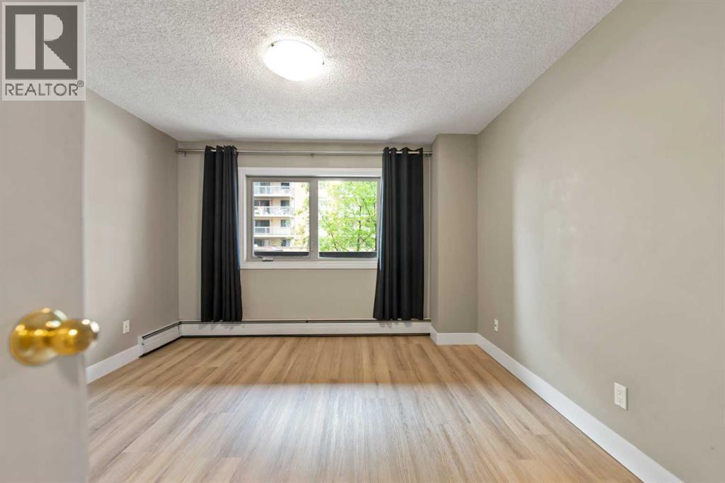 Single Family House for Sale in    Avenue SW Beltline Calgary 