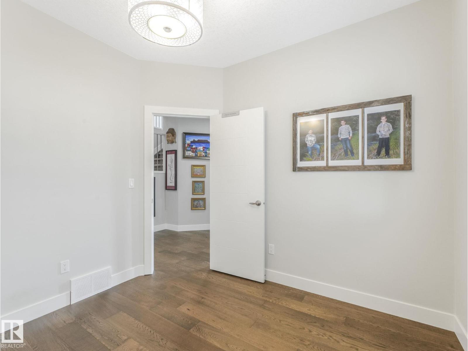 36 Nault CR, St. Albert