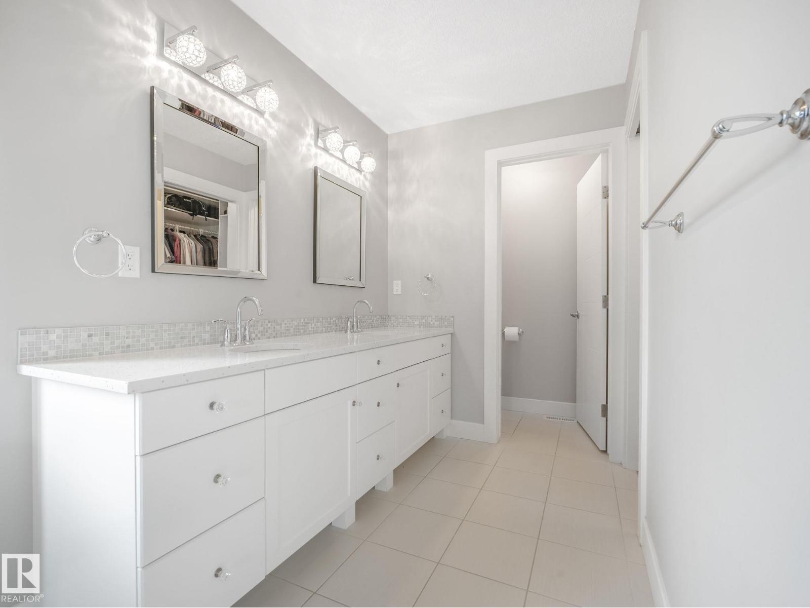 36 Nault CR, St. Albert