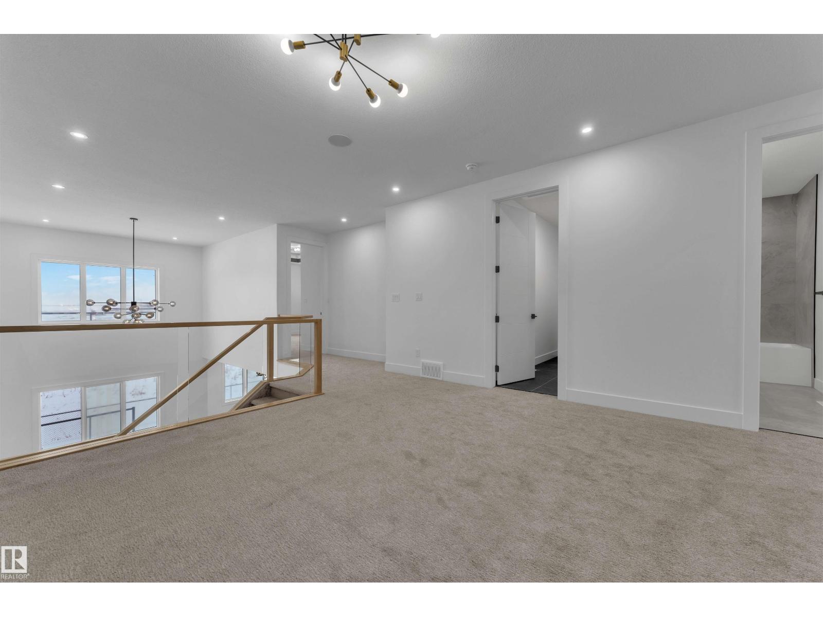 744 ASTORIA WY, Devon