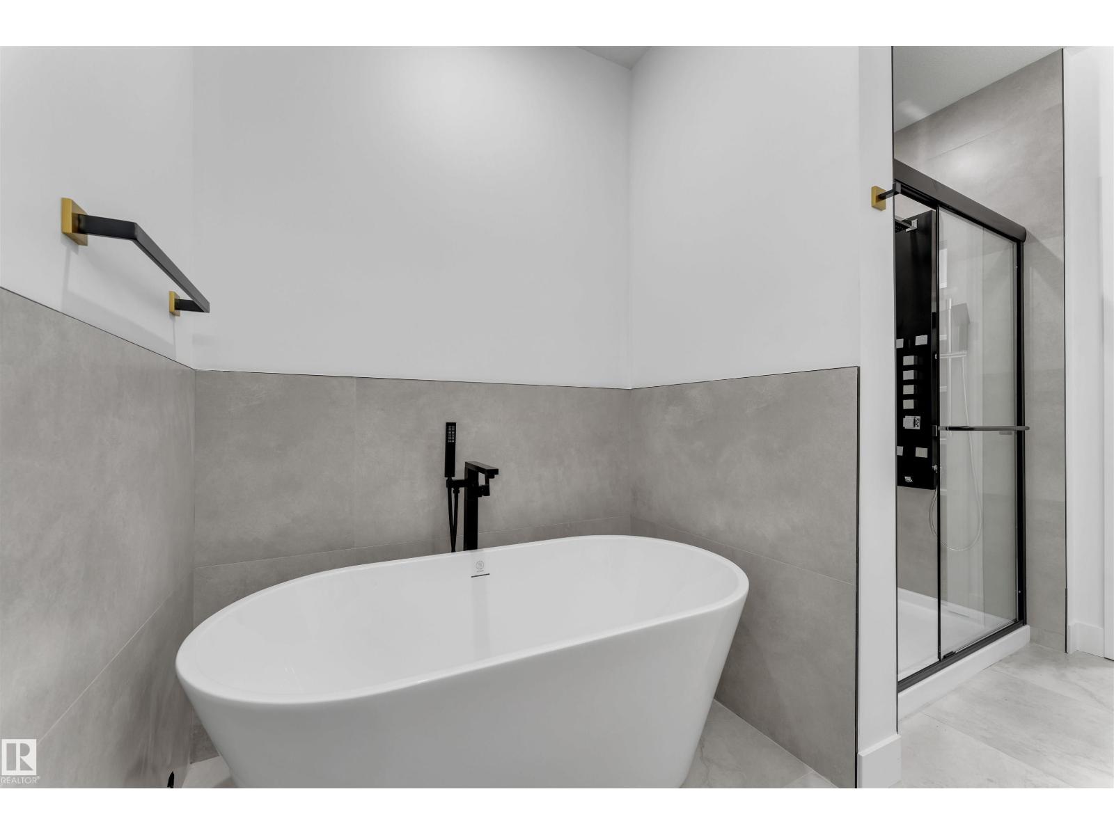 744 ASTORIA WY, Devon