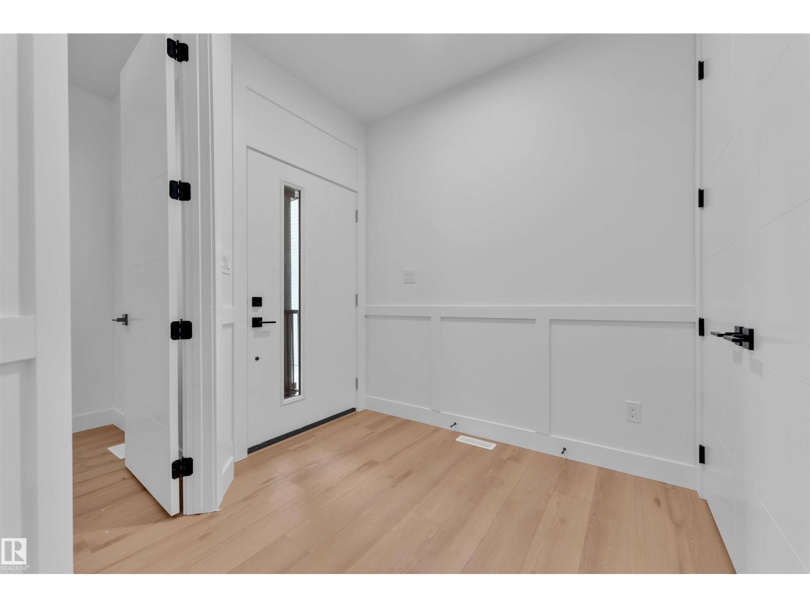 744 ASTORIA WY, Devon