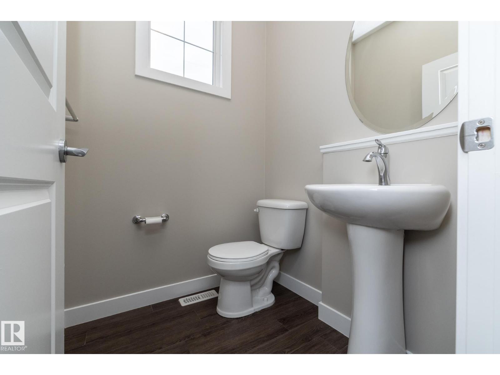 #22 13139 205 ST NW, Edmonton