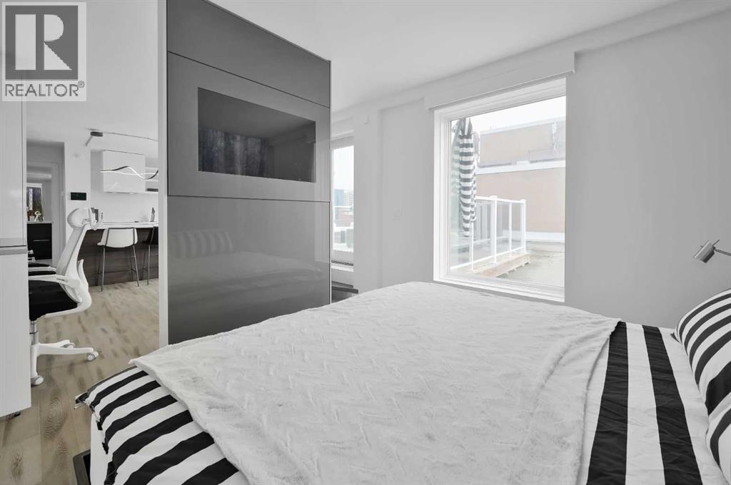 Single Family House for Sale in    Avenue SW Cliff Bungalow Calgary 