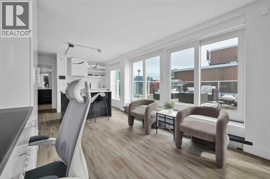 Single Family House for Sale in    Avenue SW Cliff Bungalow Calgary 