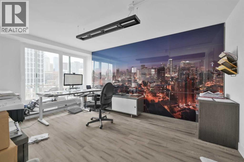 Single Family House for Sale in    Avenue SW Cliff Bungalow Calgary 