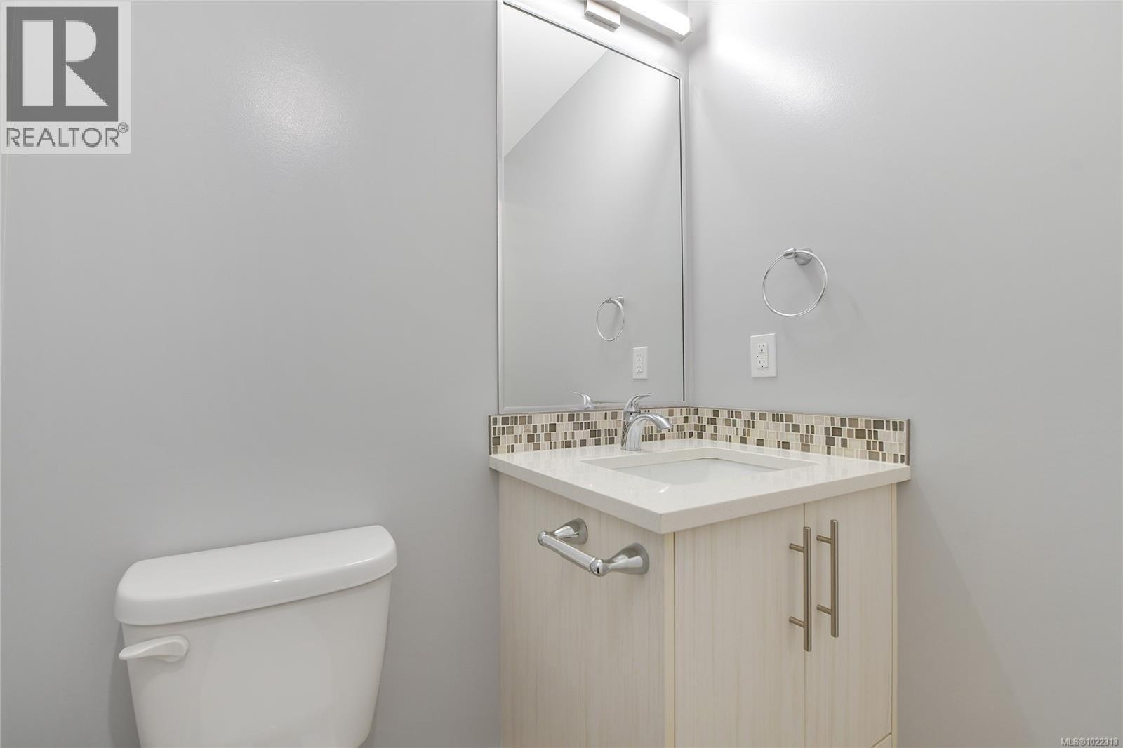 104 3429 HAPPY VALLEY Rd, Langford