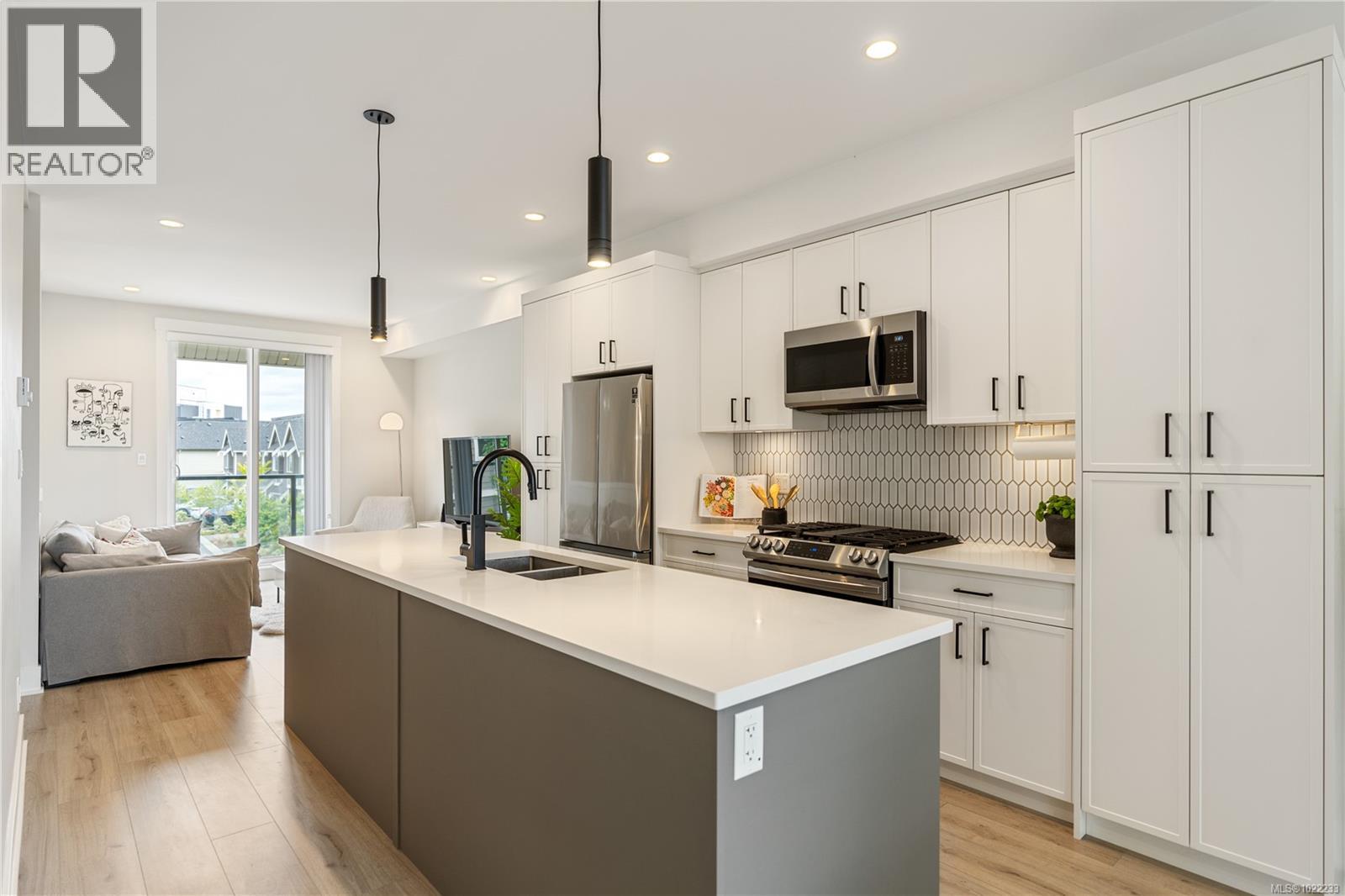  1161 Moonstone Loop, Langford