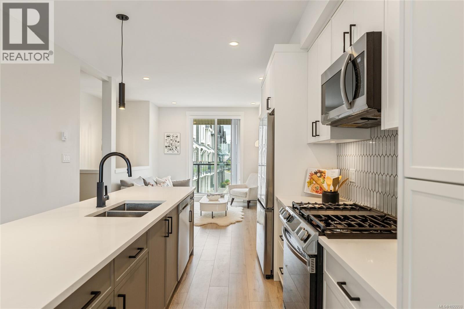  1161 Moonstone Loop, Langford