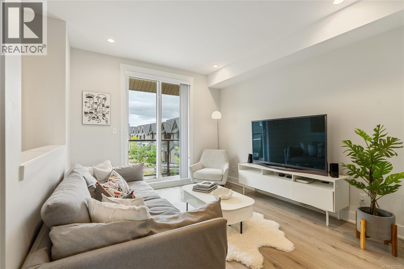  1161 Moonstone Loop, Langford