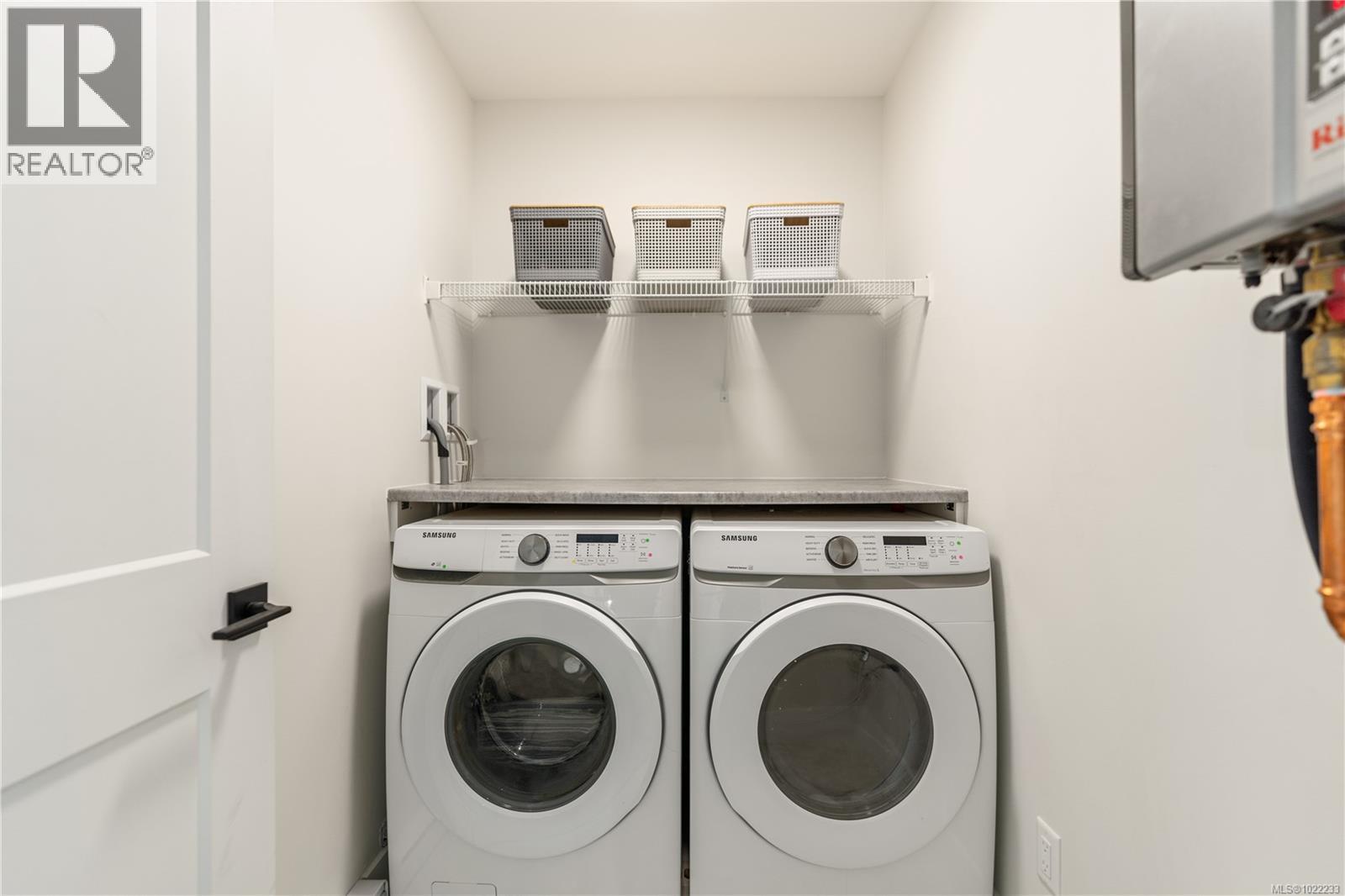  1161 Moonstone Loop, Langford