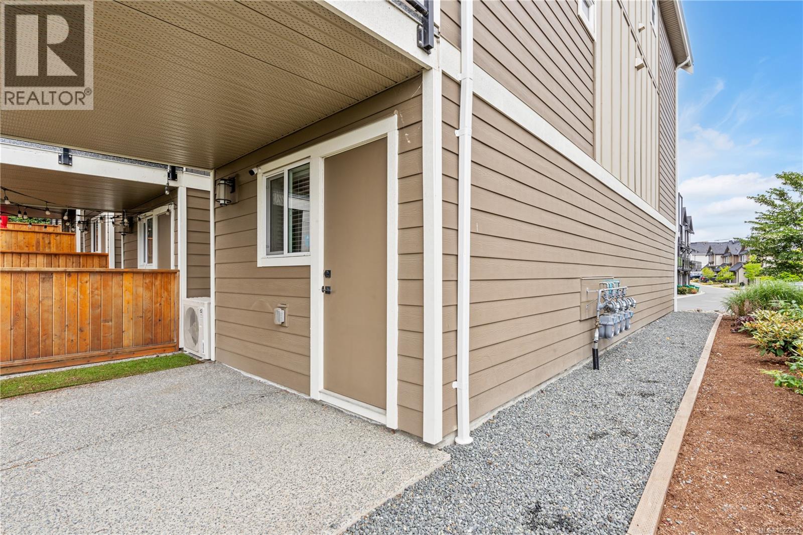  1161 Moonstone Loop, Langford