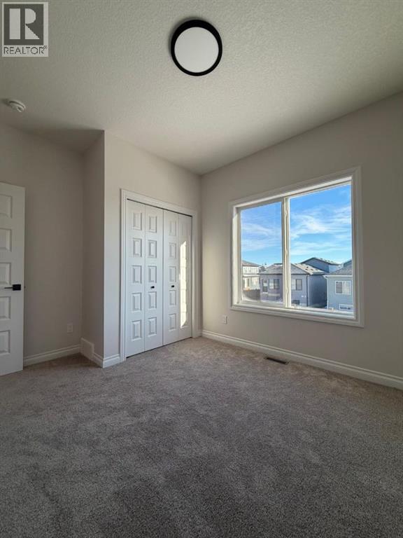 Single Family House 3 Level for Sale in  Homestead Circle NE Homestead Calgary 