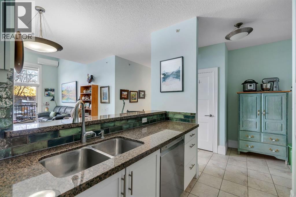 Single Family House for Sale in    Street NW Parkdale Calgary 