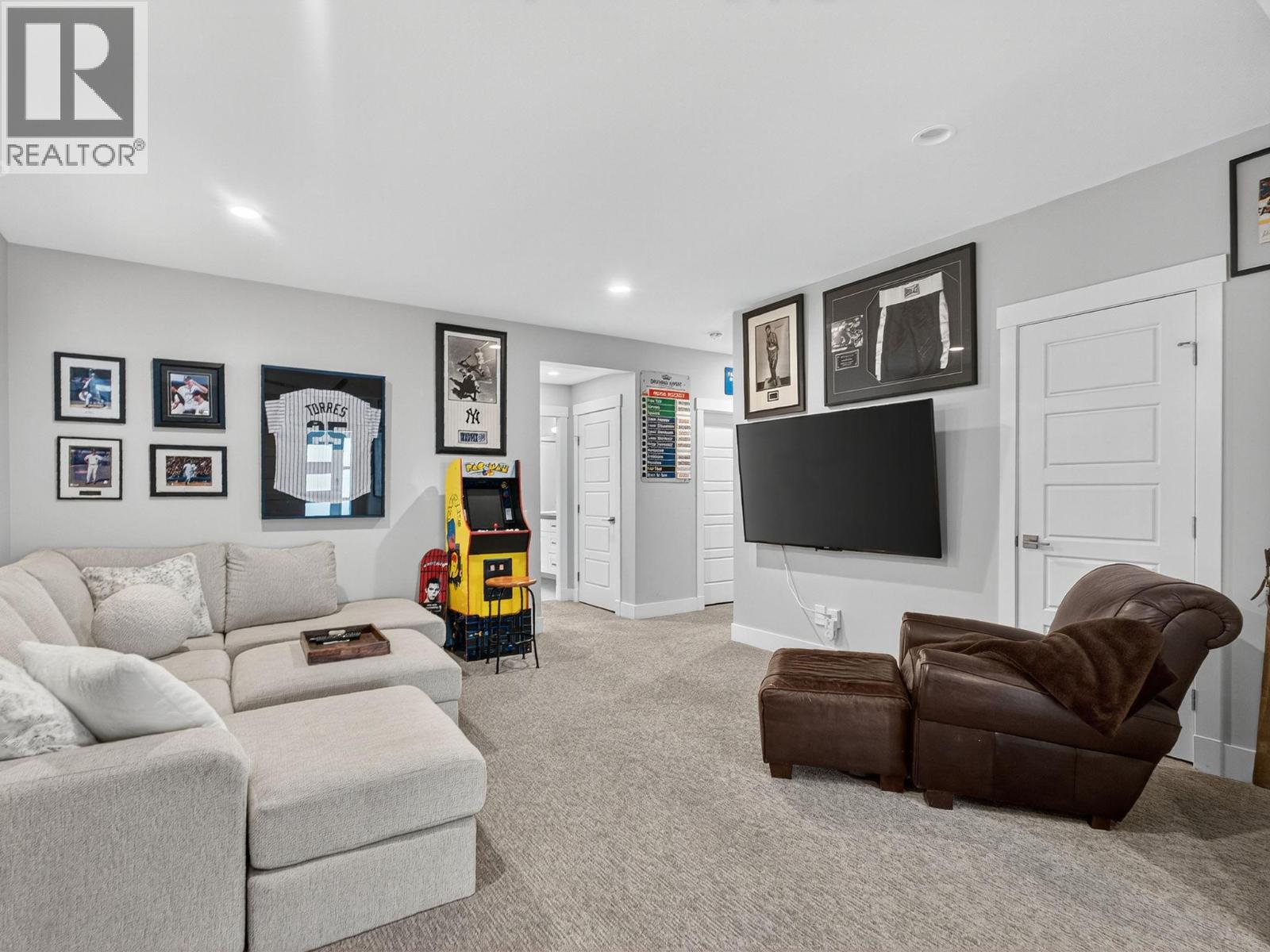  9443 Ledgestone Road, Lake Country