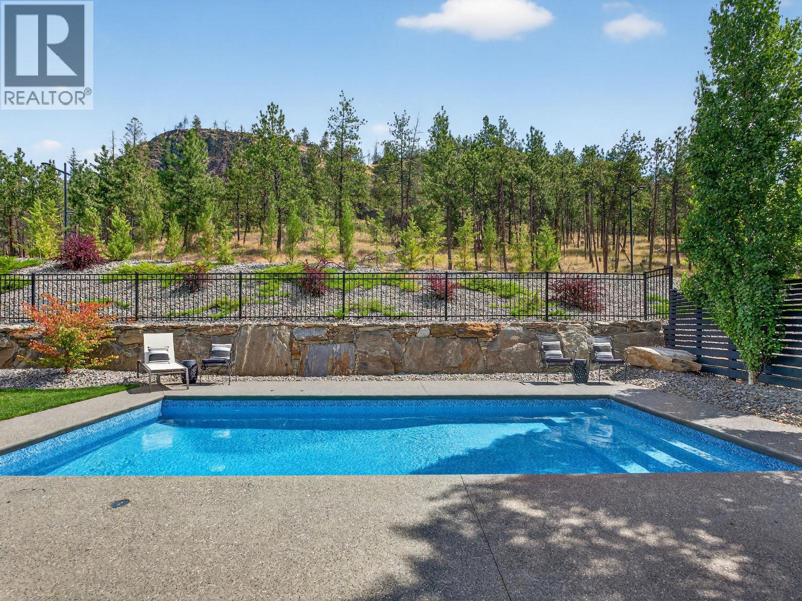  9443 Ledgestone Road, Lake Country