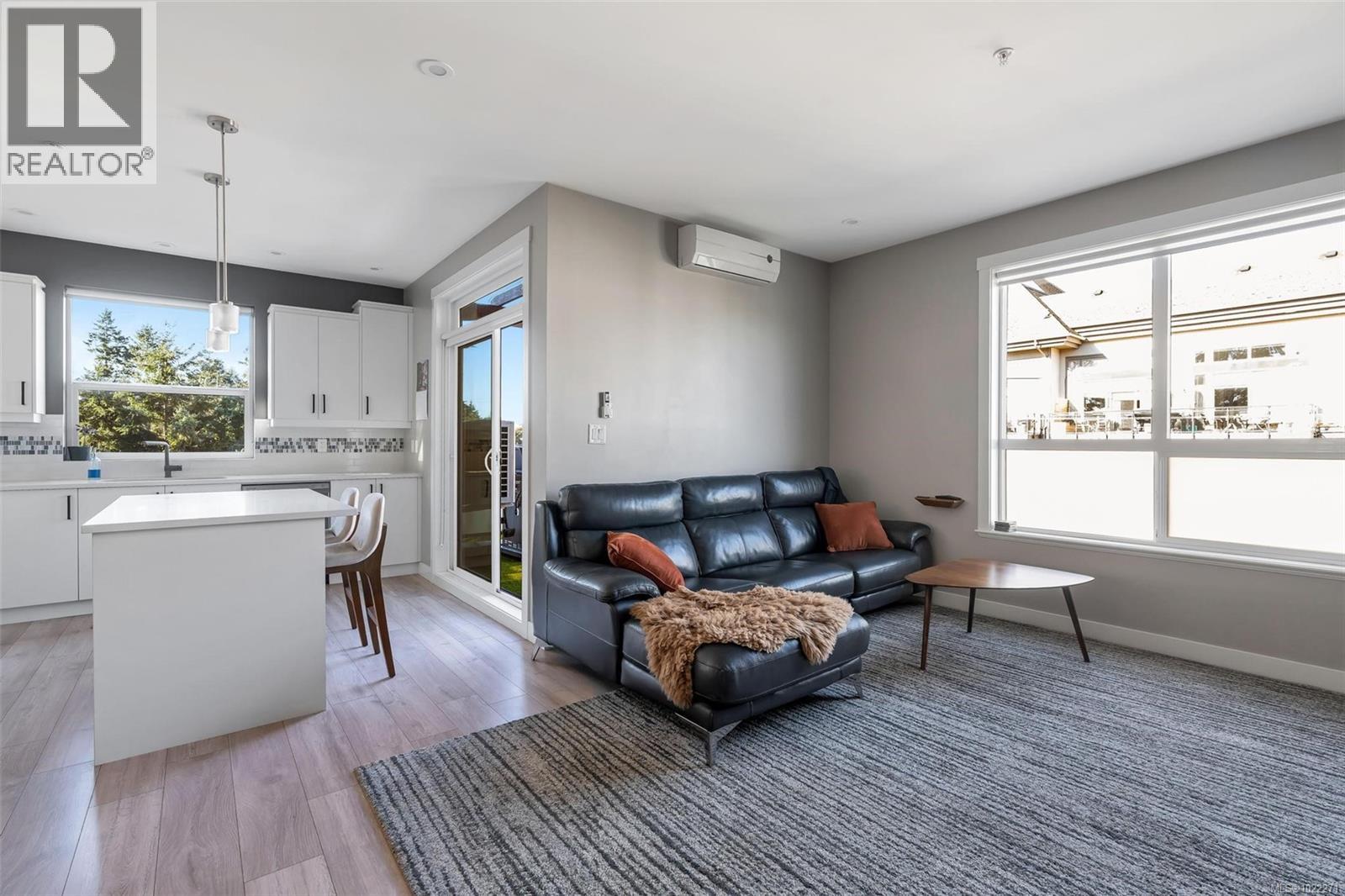 401 2783 Strathmore Road, Langford