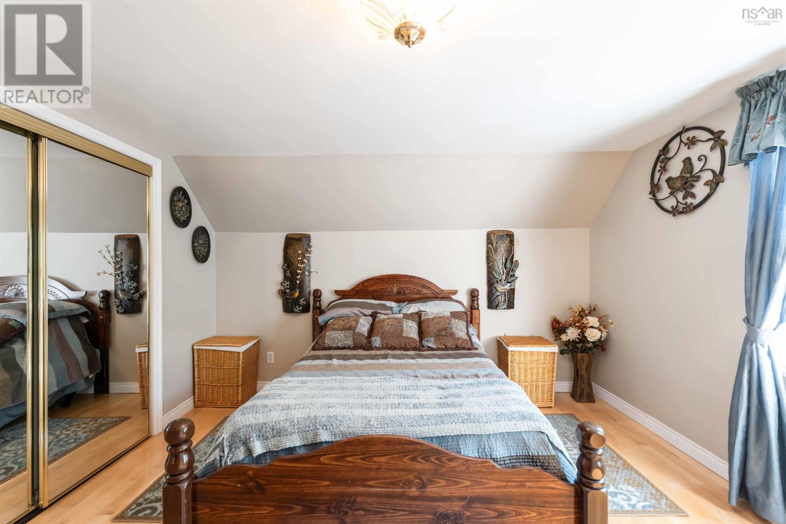 Property 32 of 51 of 483 Lighthouse Road