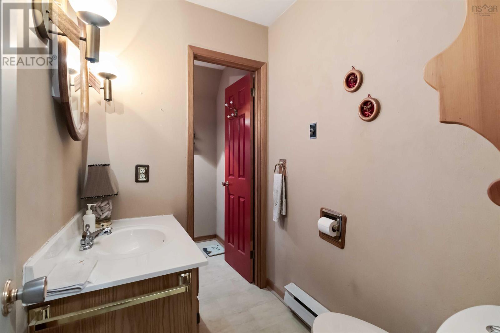 Single Family House Contemporary for Sale in  Shore Road Mount Pleasant 