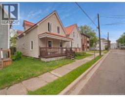 58 Elm Street, photo 3