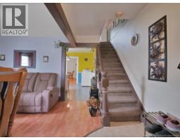58 Elm Street, photo 4