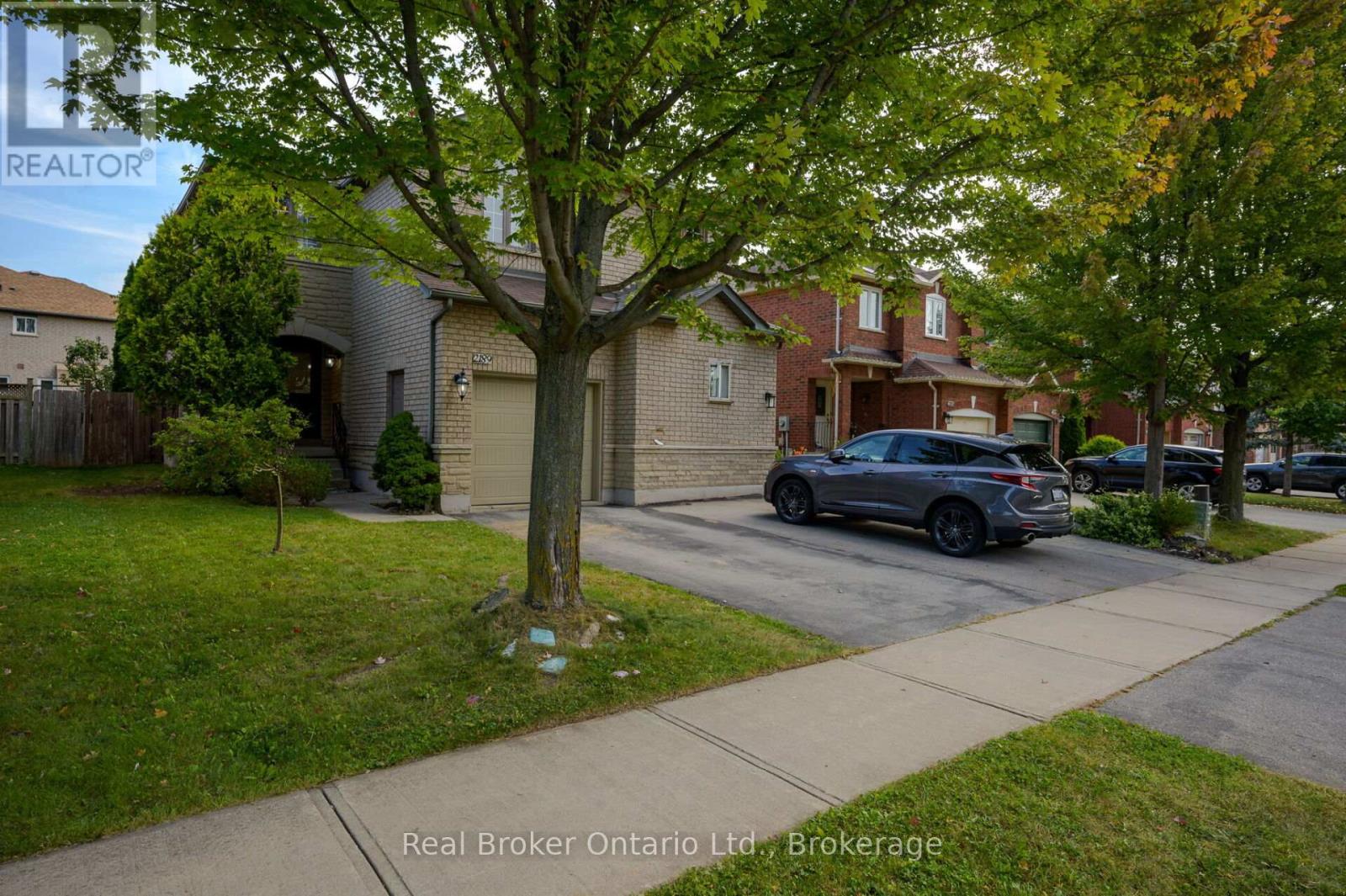 2189 SHORNCLIFFE BOULEVARD - 3